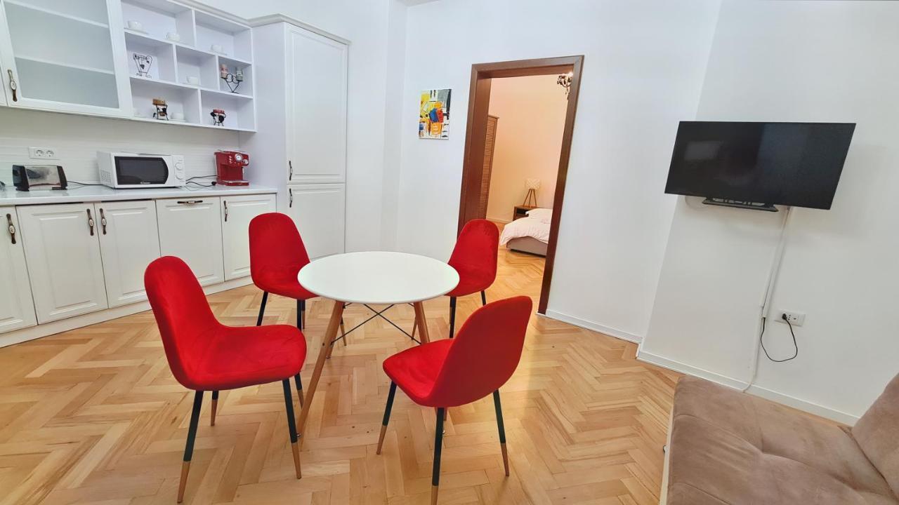 Spacious 5* Luxury In Historic Center Free Parking Cluj-Napoca Exteriör bild